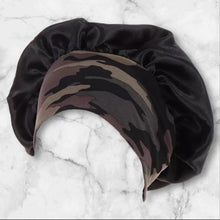 Load image into Gallery viewer, Camo Bonnet
