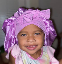Load image into Gallery viewer, Purple Bow Tie Bonnet

