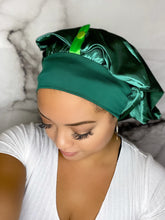 Load image into Gallery viewer, Long Snap Bonnets - Green Long Snap Bonnet
